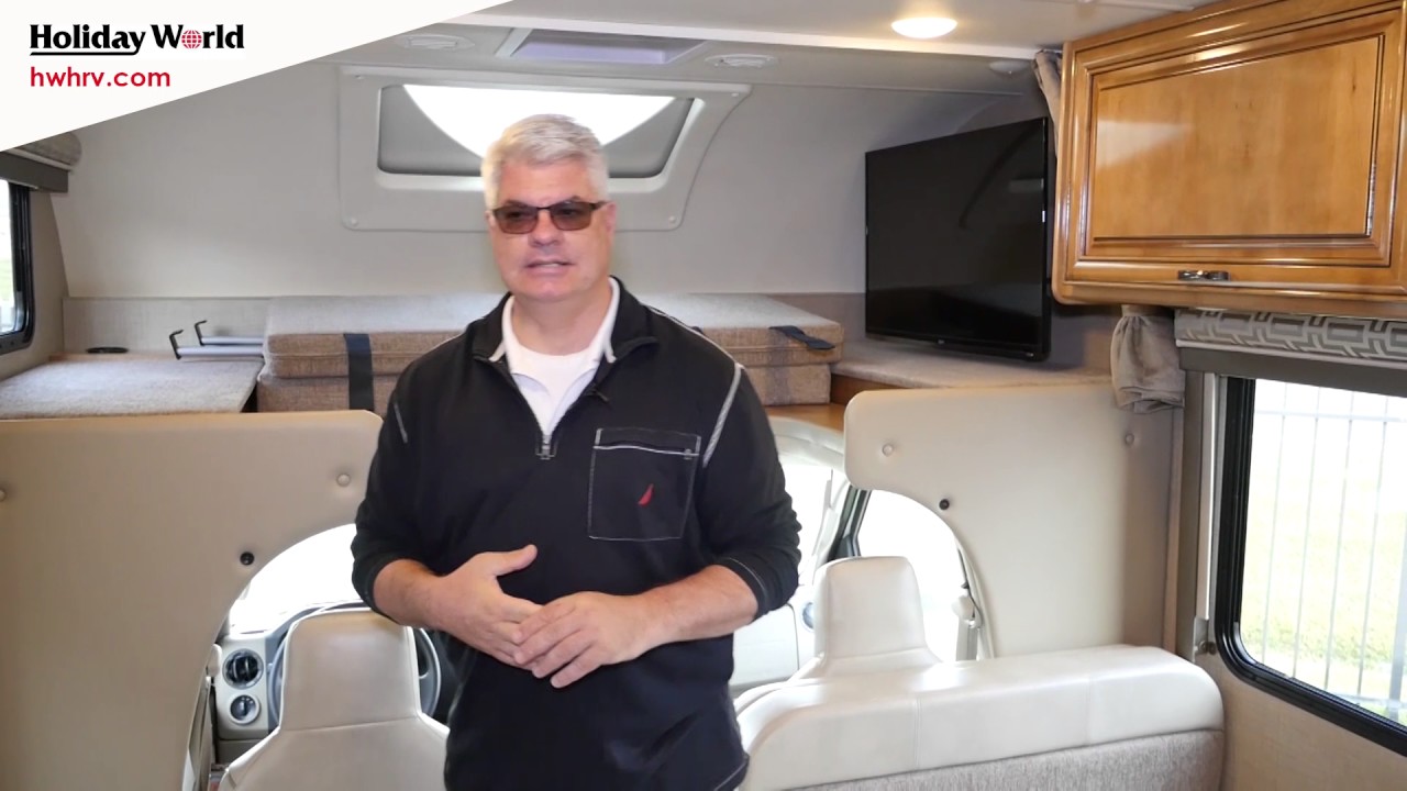 2017 Thor Quantum 29RQ - Class C Motorhome - Holiday World of Katy (281.371.7200)