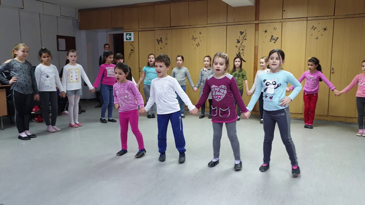 Kolenike, kolenike vreteno AKUD Sonja Marinković Novi Sad