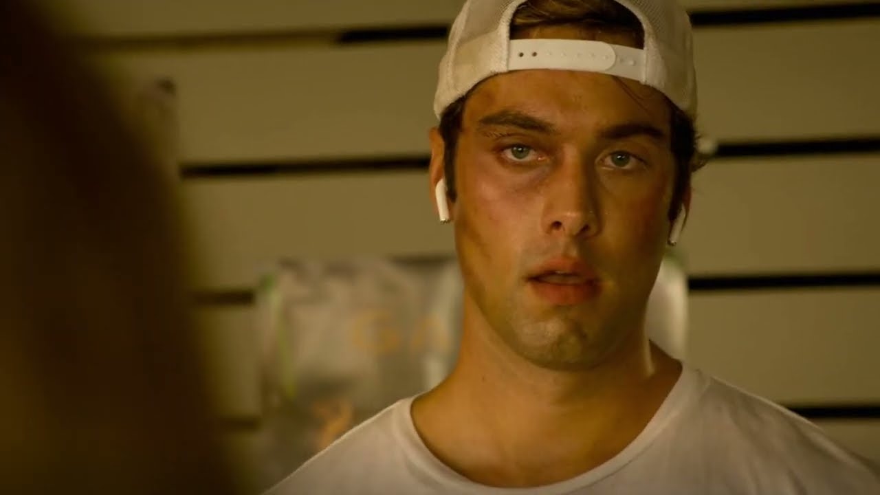 Topper asks Sarah to testify for him against John B OUTTER BANKS S3 EP8