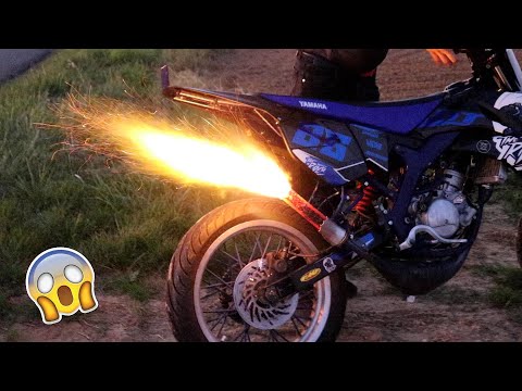 Vidéo: Qu'est-ce qui cause le retour de flamme d'une moto ?