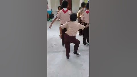 VIRAL BOCAH GOYANG ENTAH APA YANG MERASUKIMU,BIKIN NGAGAK