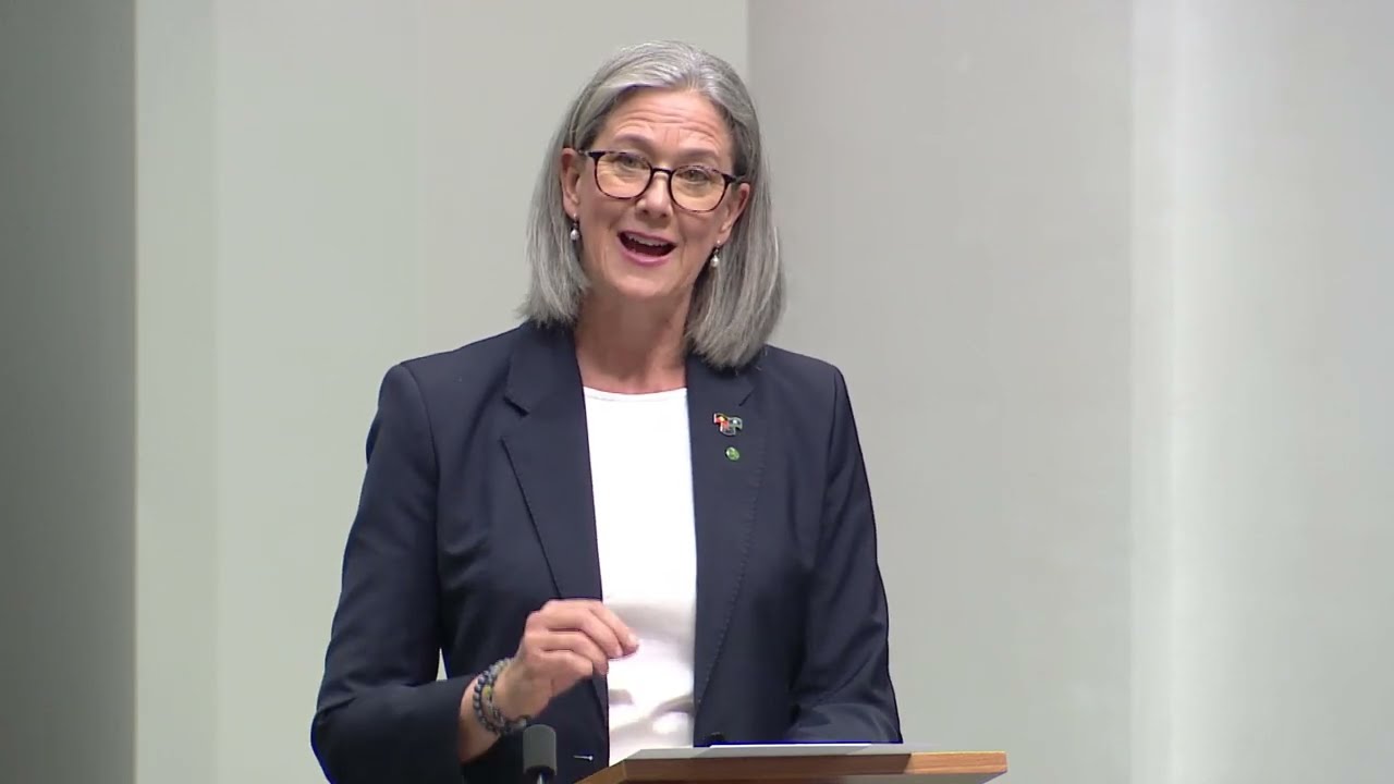 Депутат Николетт Боэле высказалась по поводу взрыва бомбы в Перте 26 января.