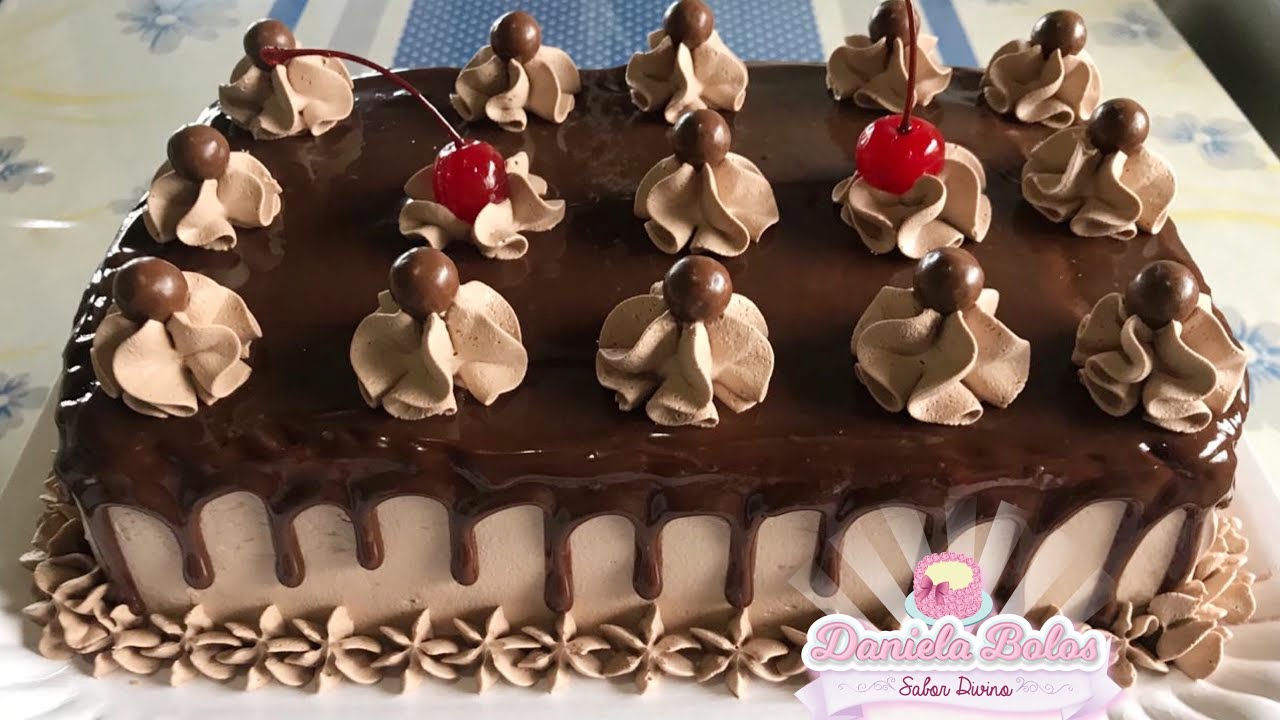 BOLO TRUFADO E MOUSSE DE OVOMALTINE