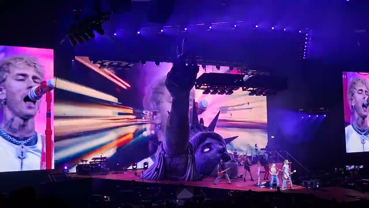 mgk - dont wait run fast (Live, Hamburg, Barclays Arena, 25.02.26)