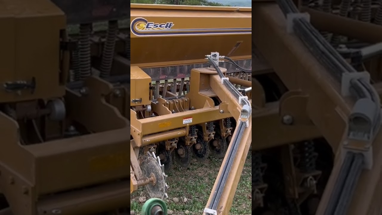 Esch 5612 No-till grain drill
