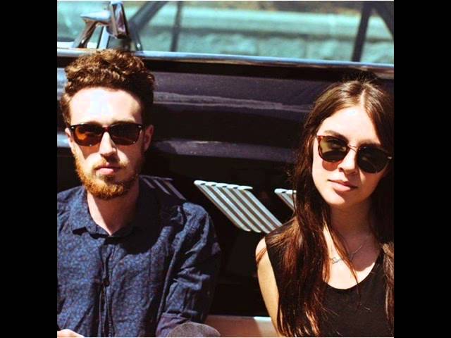 Ver Dresses - Drift Away en YouTube Ver Dresses - Drift Away en YouTube