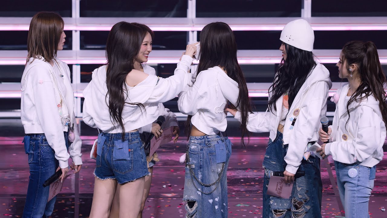 251108 이즈나 팬콘 1일차 소감 직캠 (izna FanCam) izna 1st FAN-CON