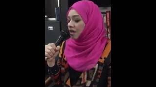 Sharifah Khasif Recitation 厦提发女诵读家念《大赞》
