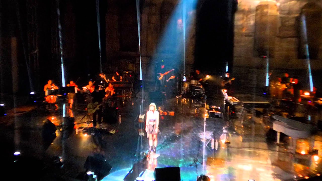 Παρακολούθηση Monika - Exit (live @ Herodion) στο YouTube Παρακολούθηση Monika - Exit (live @ Herodion) στο YouTube