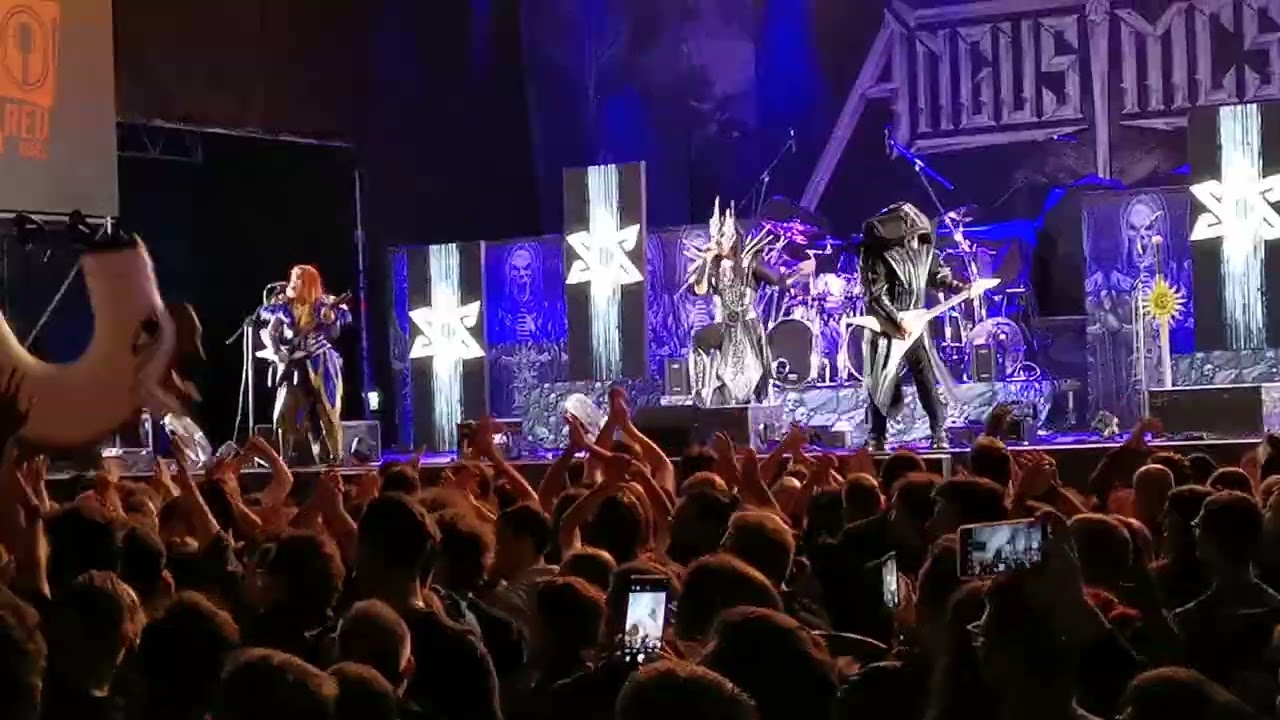 Angus McSix - The Fire of Yore (2025.10.02. Live Budapest, Barba Negra Red Stage)