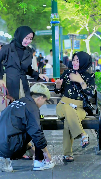 Prank tali sepatu lepas bikin baper ukhti viral tiktok