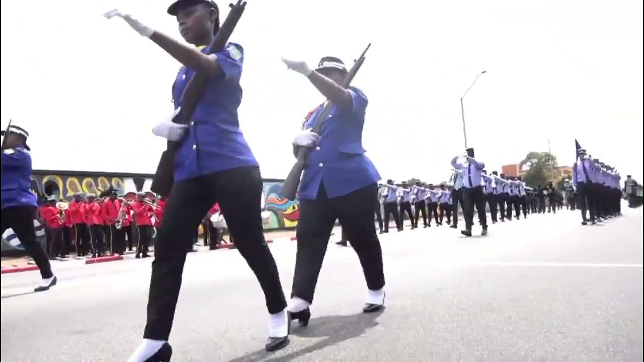 𝟏𝟕 𝐚𝐨û𝐭, 𝐚𝐧 𝟔𝟓 : 𝐏𝐨𝐫𝐭-𝐆𝐞𝐧𝐭𝐢𝐥 𝐚 𝐜é𝐥é𝐛𝐫é 𝐚𝐯𝐞𝐜 𝐟𝐚𝐬𝐭𝐞