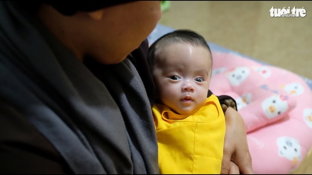 Cháu bé bị bỏ rơi trong túi nilông và trái tim người mẹ - youtube
