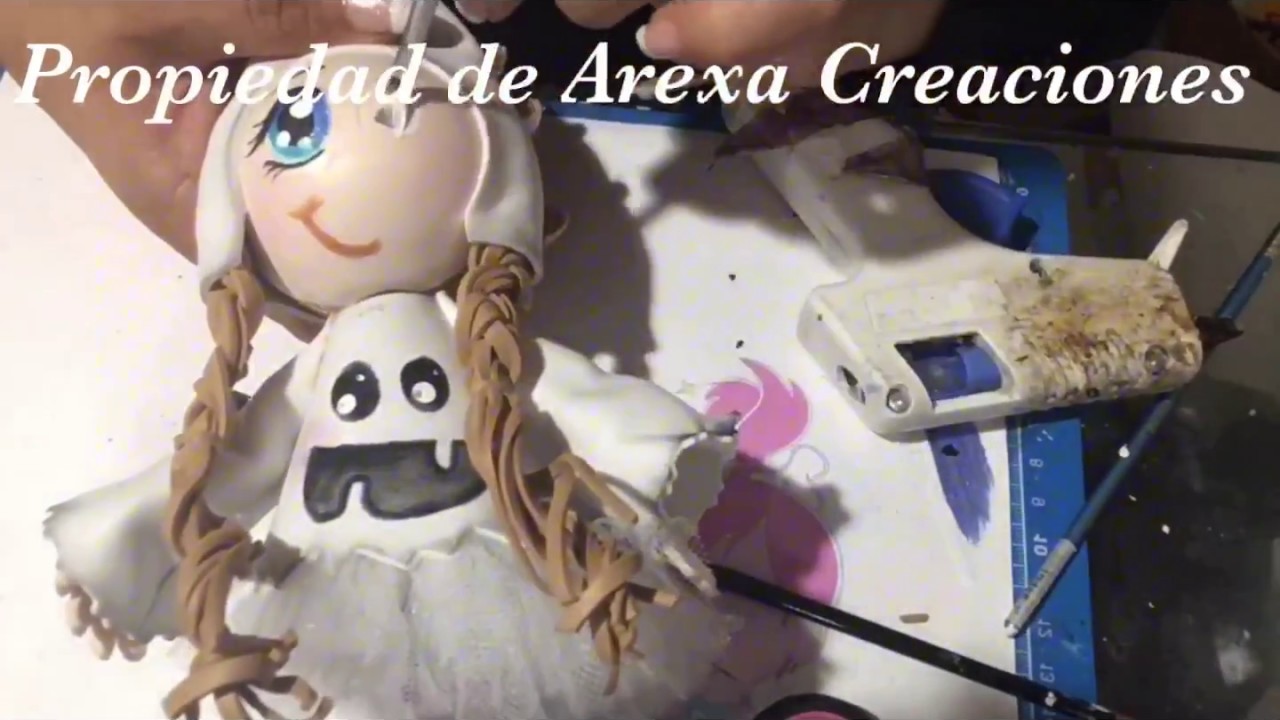 Fofu pluma Aly fantasma