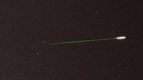 2 min of Shooting Stars Live View | Perseid Meteor Shower