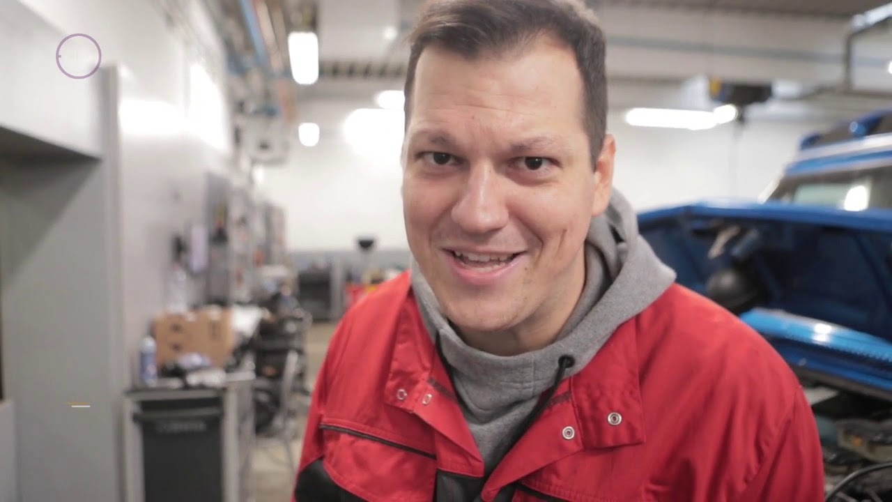 Mesterember - A szerviztechnikus