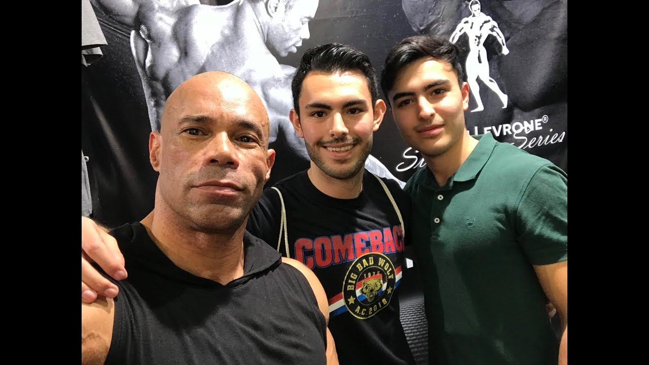 I finally met Kevin Levrone !! 