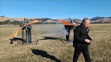 Dueling Gnome Rotary Engines: 7 & 9 Cylinder