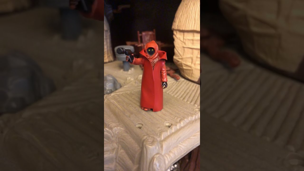 Jawa (with Vinyl Cape) - 1978 Star Wars Action Figure 