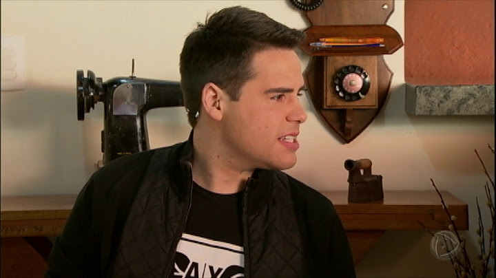 Luiz Bacci finge precisar de cozinheira e apronta várias no Programa da Sabrina