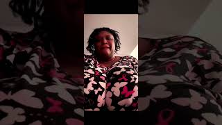 Beauty queen is live chatting and not talking 😱 #duet #livechat #trending #viral