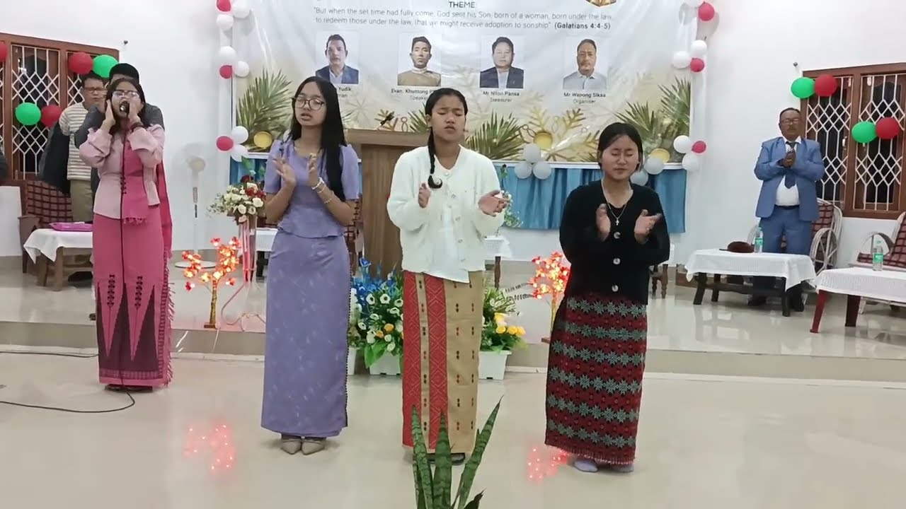  Praise & Worship For Waiting Night of Happy New Year ear