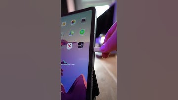 Thumbnail of The CRAZIEST iPad Feature! 🤯