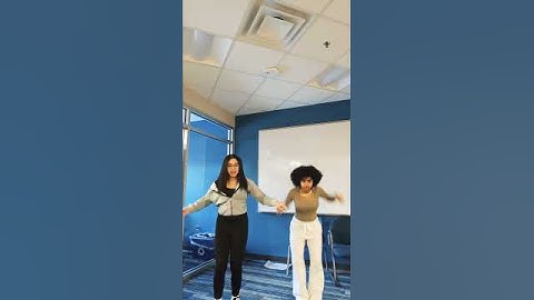 I just burnt my hand cooking with kya🤪 #dance #outfit #blacktiktok #sister #tiktok #duet #cute