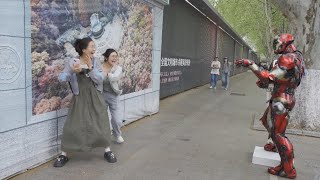 【258】丧尸钢铁侠恶作剧：我的笑声似乎比丧尸更可怕.Zombie iron man funny prank in china.