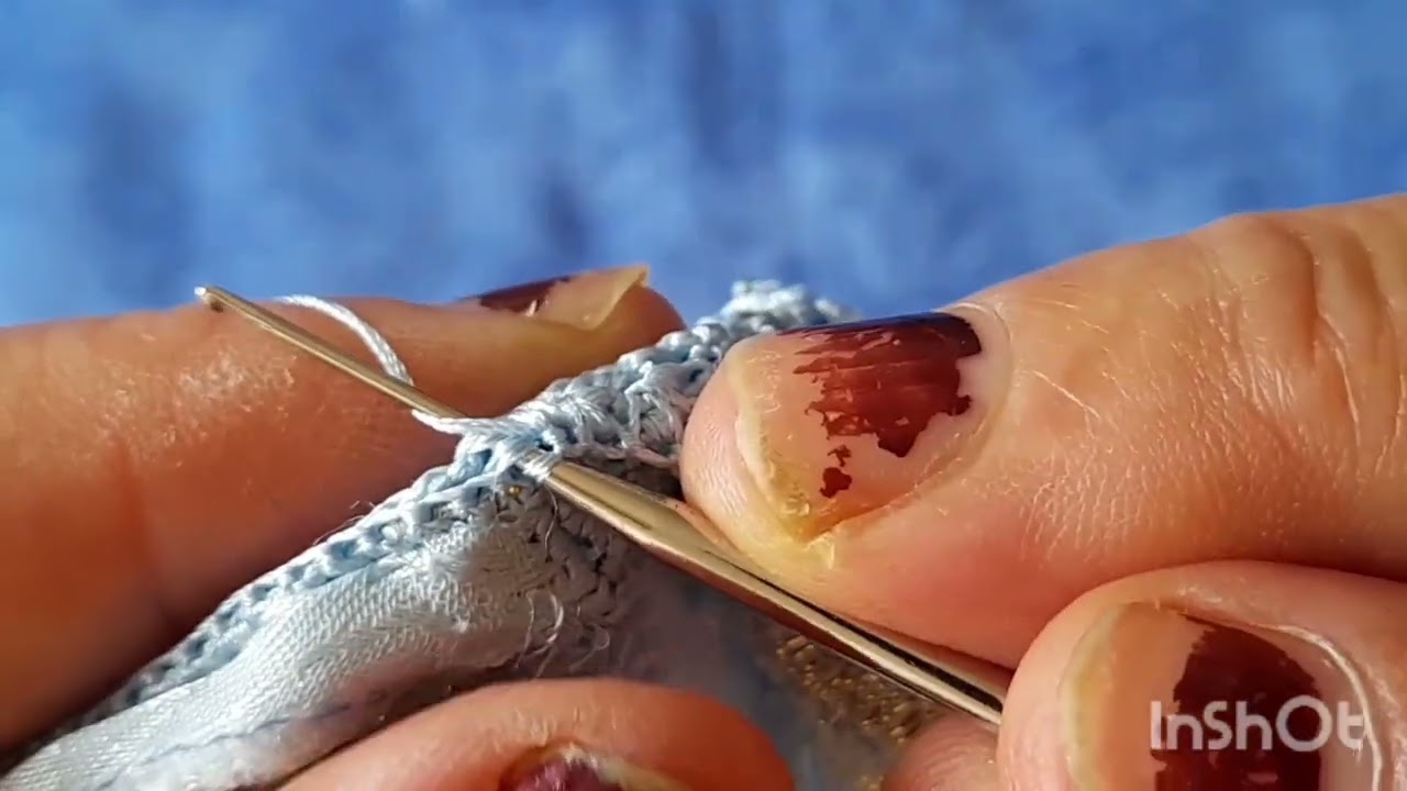 شركت معاكم  كيفاش كنركب  زواقة سبولة مع دورة العنق بالكروشي للقفطان  في قمة الاناقة