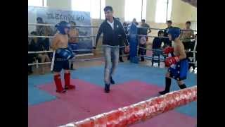 Orxan Elyasov kick boksyor
