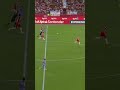 Cuando HAZARD le tiró un caño al árbitro 👀
