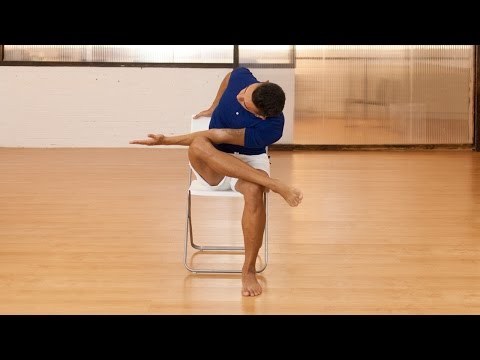 Ejercicios de pilates para realizar en el trabajo sentado en una silla