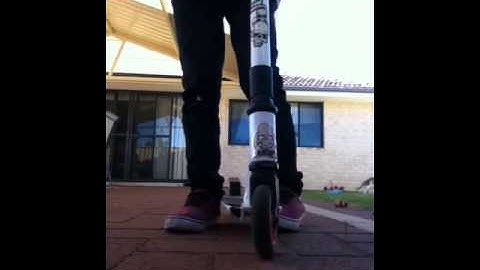 how to tailwhip (easy way)