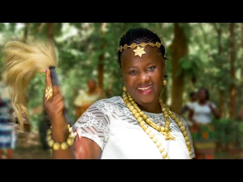 Groupe De Louange Les Merveilles Dignè Kisaba Clip Officiel 