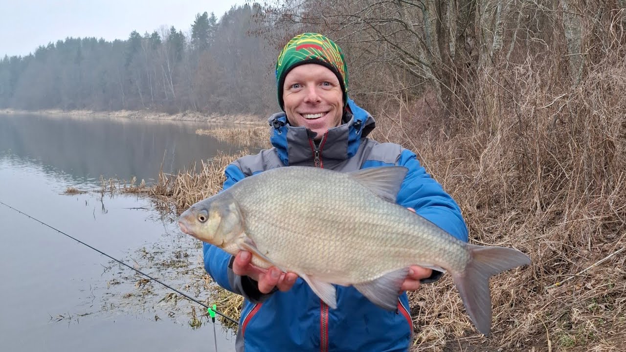 Karšiai Neryje pavasarį