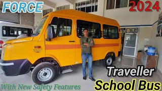 Force Traveller School 3050: 13 / 16 Seater Van video