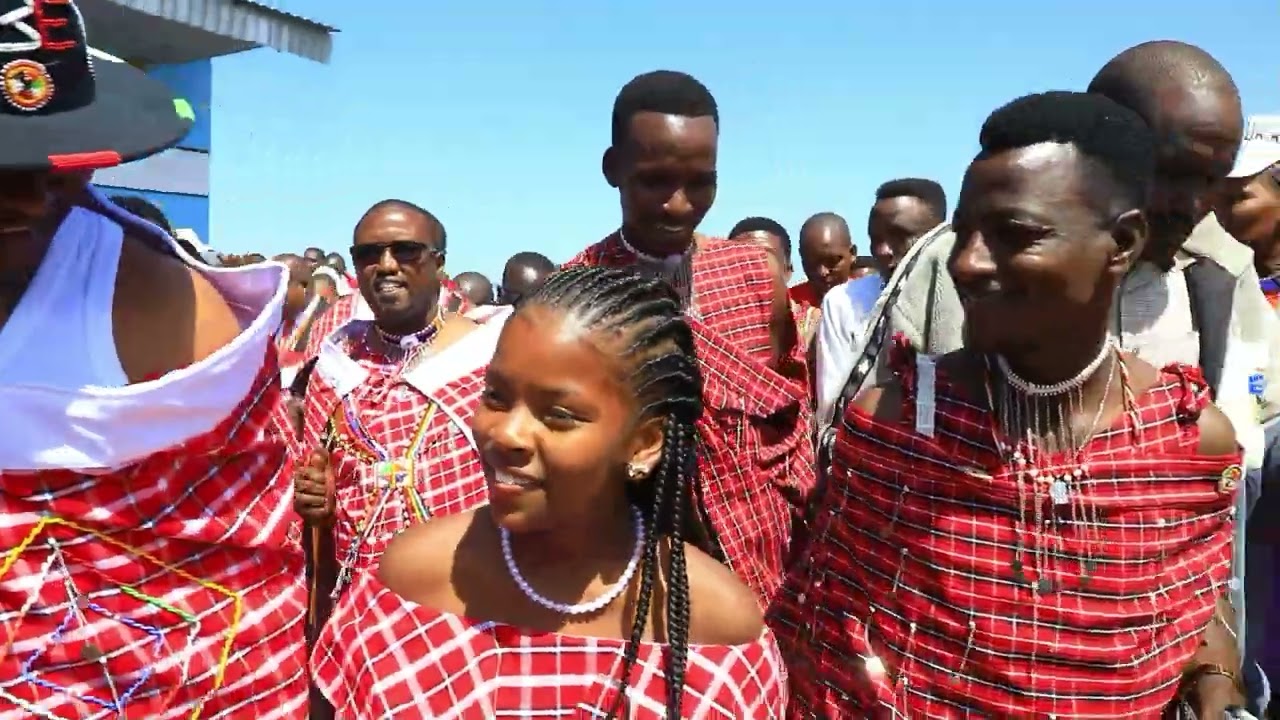 ENKISUJ BY 5 STARS  (OFFICIAL MUSIC VIDEO)