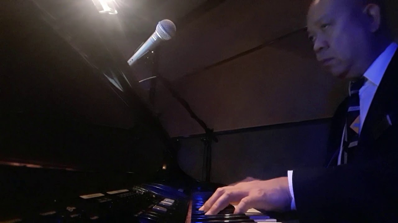 Standard Jazz Trio "Tangerine" ( Cover)by Victor Schertzinger Lyrics by