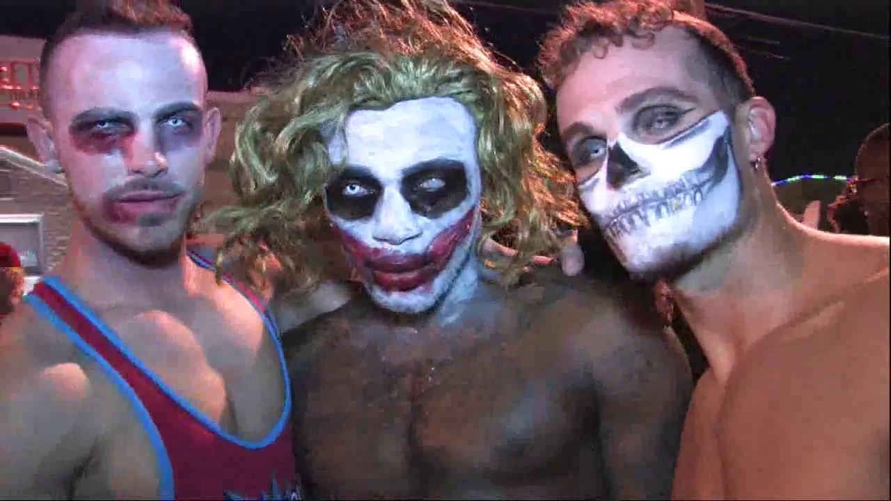 Dallas gay halloween parade cedar springs