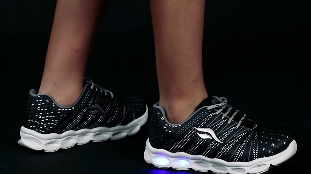 tênis de led para menino