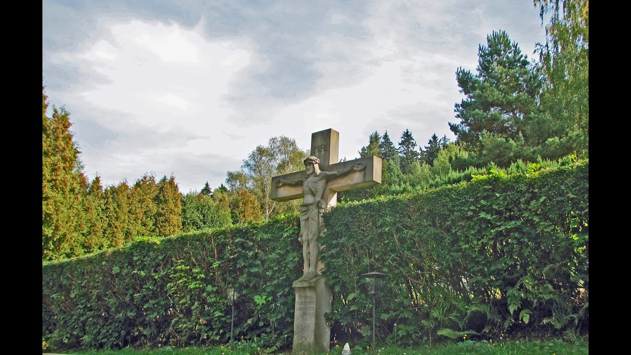 CMENTARZ W POLANICY ZDRÓJ (slide)