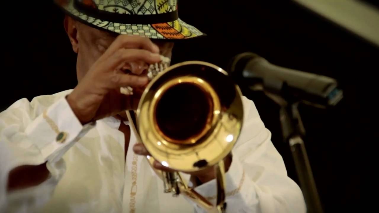 Hugh Masekela - Sossie/Makoti