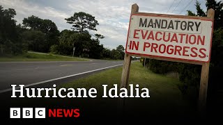 'Life-threatening' Hurricane Idalia about to hit Florida - BBC News