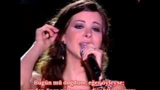 Nancy Ajram - Elli Kan Live Performance (Türkçe Altyazılı)