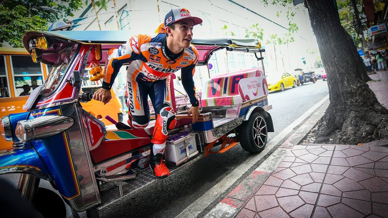 Bangkok to Buriram: Marquez's banging arrival to Thailand - YouTube