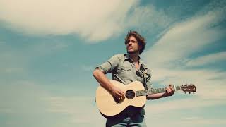 Ferester - Whiskey Tide (Visualiser)