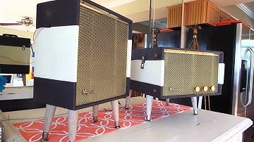 Magnavox stereo record player demo a 33.3 RPM record