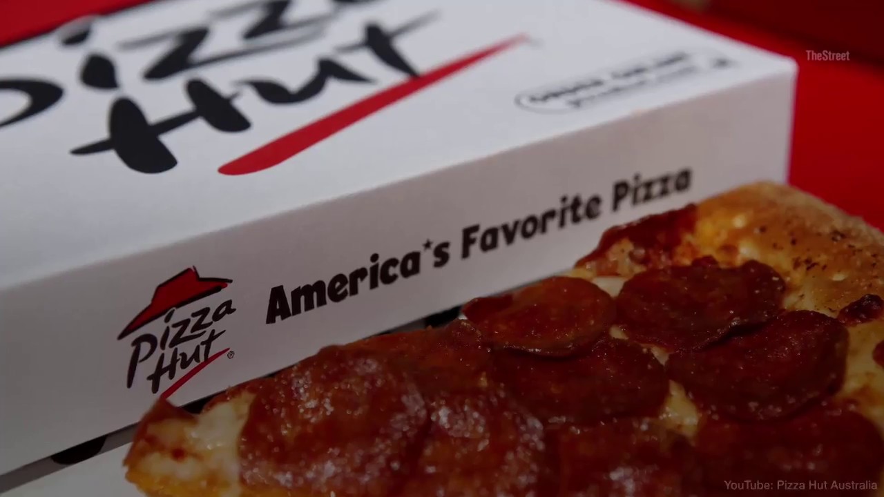 5 Bizarre Pizza Hut Creations You’ll Probably Never Get to Taste