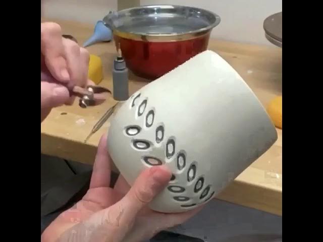 DiamondCore®P1 Curved V Tip Clay Carving Tool– Rovin Ceramics
